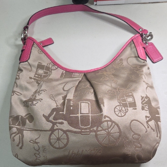 Coach Handbags - Coach Horse And Carriage Shoulder Bag